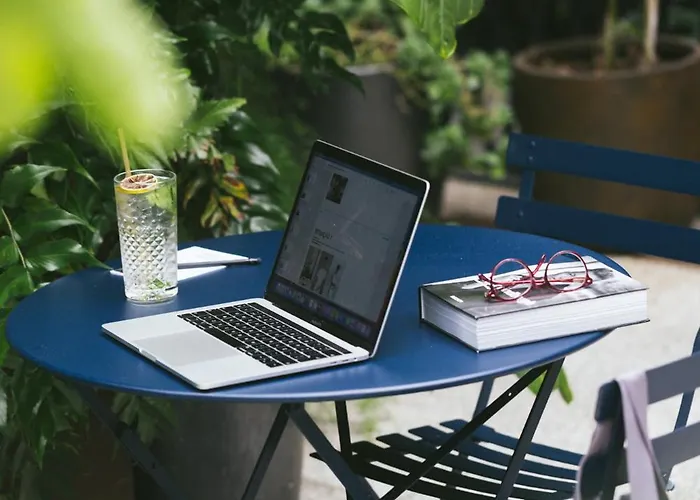 - Member Of Design Lissabon