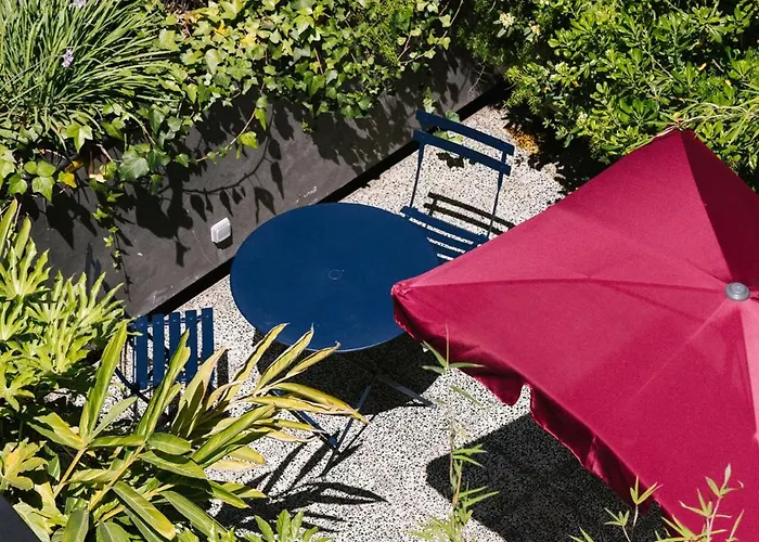 - Member Of Design Lisboa