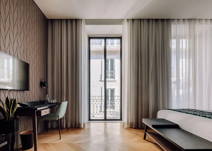 - Member Of Design Lisboa